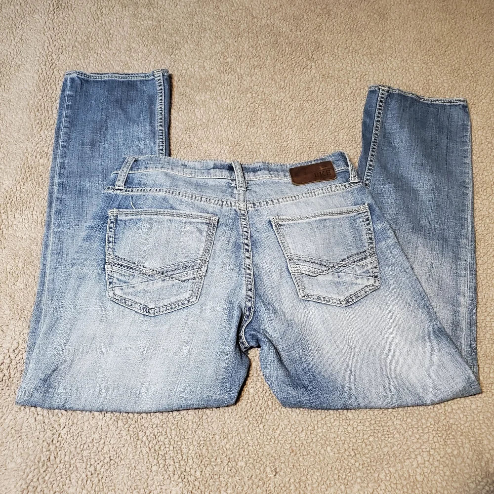 Buckle Bke Jake Straight Leg Men Jeans Sz 32 S (waist 34 x length 28½) pre-owned